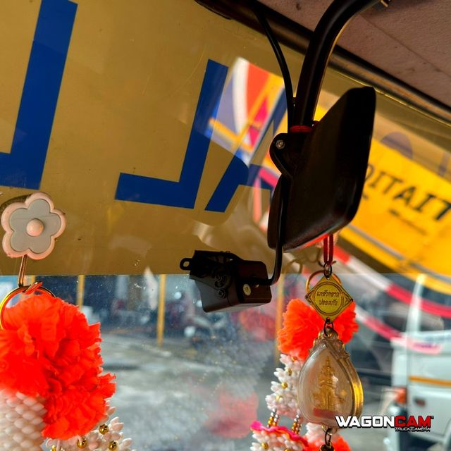 รถหัวลากพ่วงตู้ SLD Global Logistics · E72 ภาพที่ 8